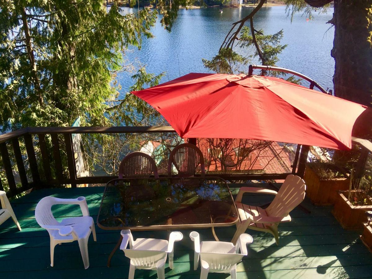 Long Lake Waterfront Bed And Breakfast Nanaïmo Extérieur photo