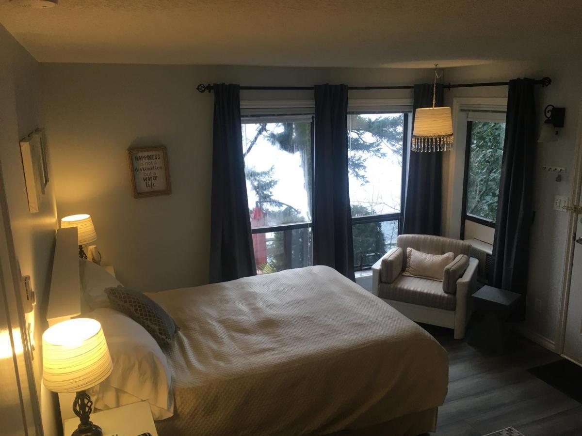 Long Lake Waterfront Bed And Breakfast Nanaïmo Extérieur photo