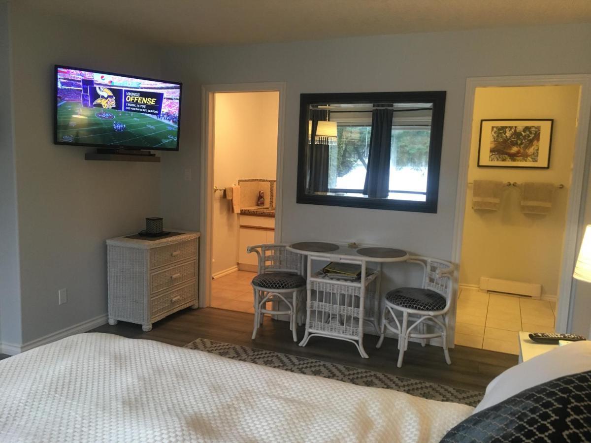 Long Lake Waterfront Bed And Breakfast Nanaïmo Extérieur photo