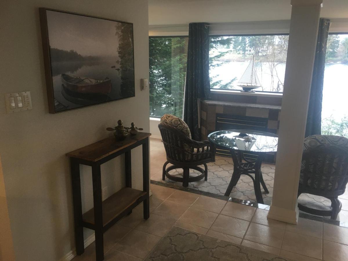 Long Lake Waterfront Bed And Breakfast Nanaïmo Extérieur photo