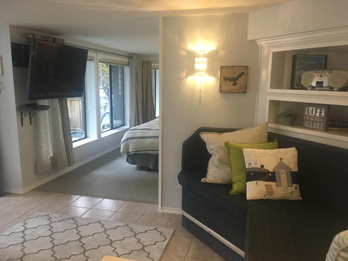 Long Lake Waterfront Bed And Breakfast Nanaïmo Extérieur photo