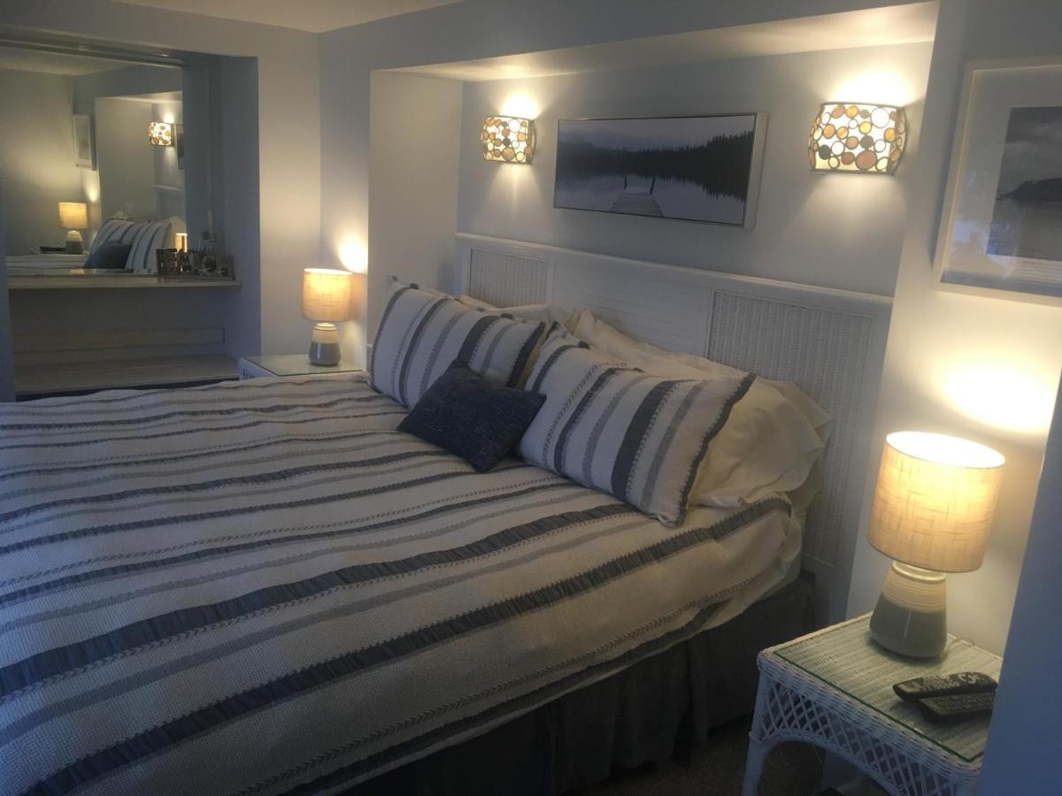 Long Lake Waterfront Bed And Breakfast Nanaïmo Extérieur photo
